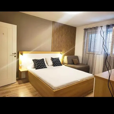 Apartman Gavran 3 *