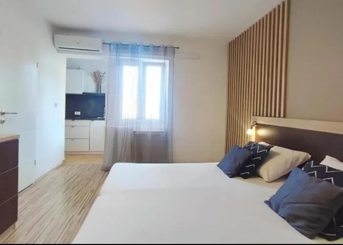 Gavran 3 * באסקה וודה